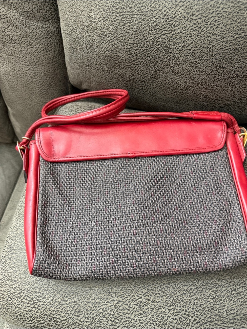 YSL Red Two-Tone Women's Shoulder Bag - Picture 5 of 9